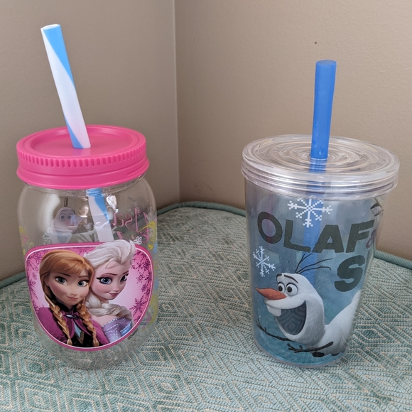 2 Frozen Themed Straw Tumblers- Anna, Elsa & Olaf and Olaf & Sven Tumblers - Picture 1 of 11